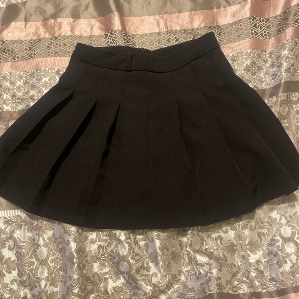 Black mini skirt.